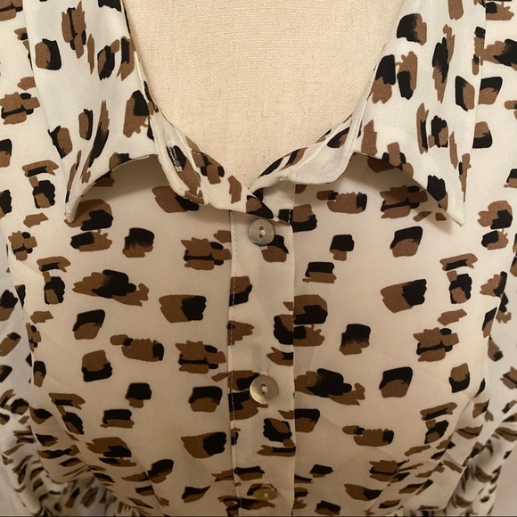 Fate Printed Button Down Blouse - Picture 5 of 7